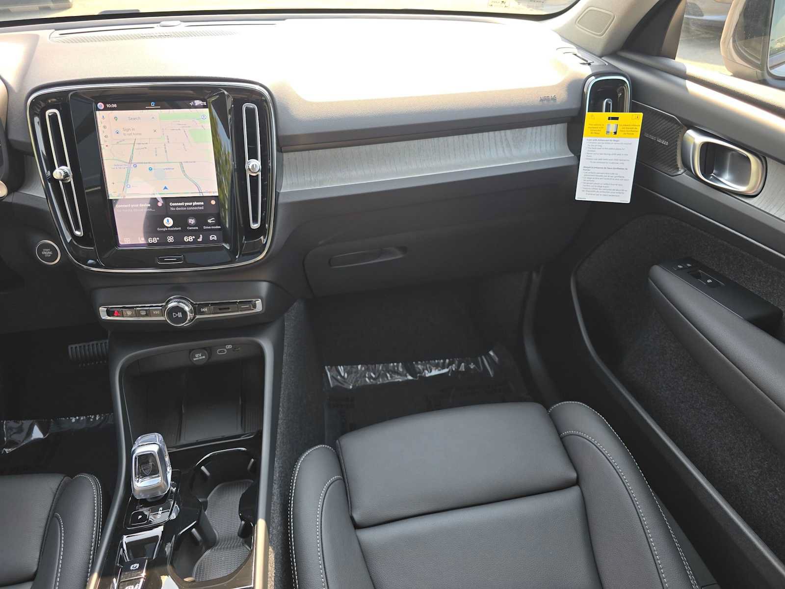 New 2026 Volvo XC40 B5 Ultra w/ Protection Package Premier AWD/4WD image 18