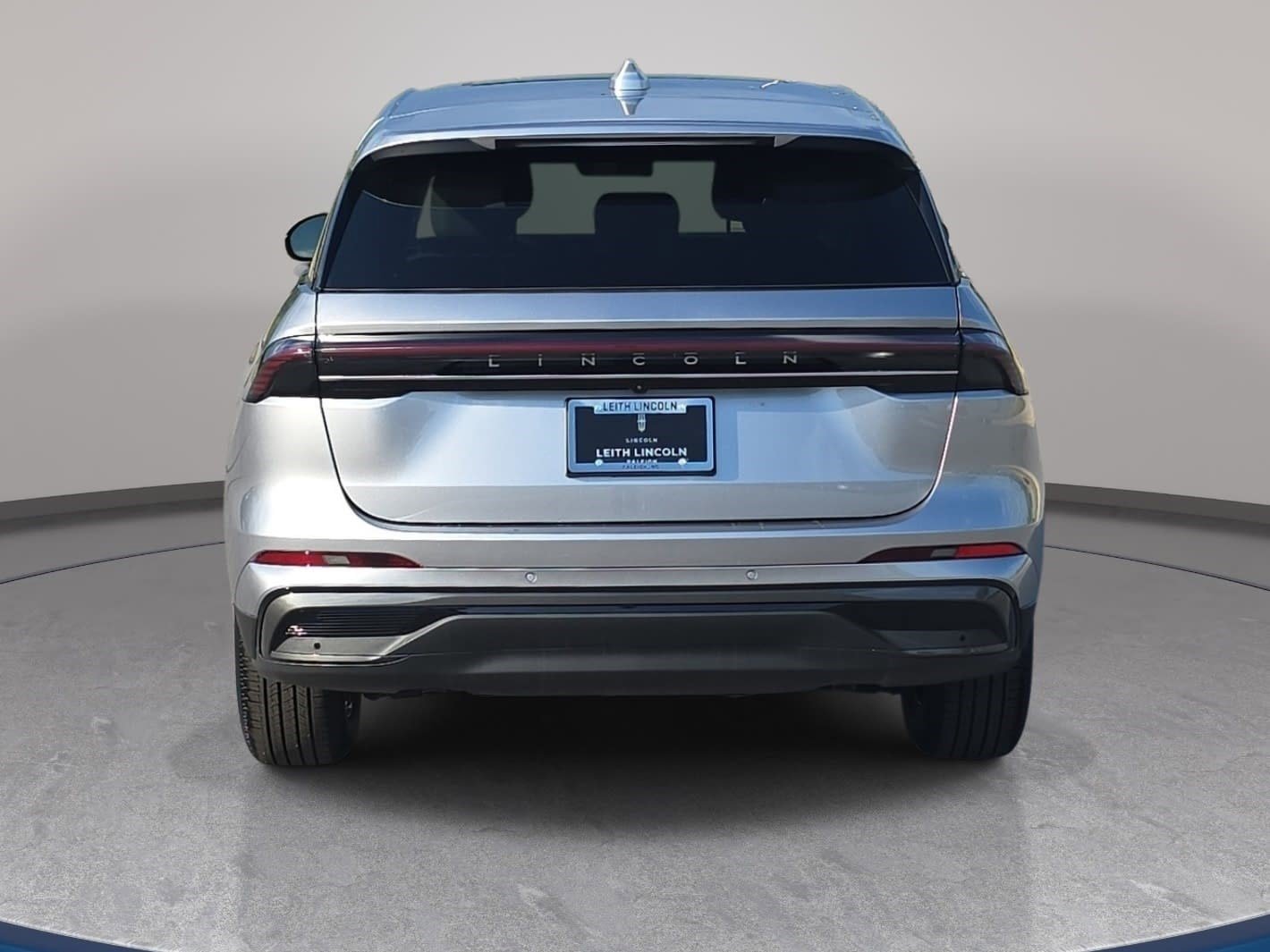 New 2026 Lincoln Nautilus Premier w/ Equipment Group 102A AWD/4WD image 6