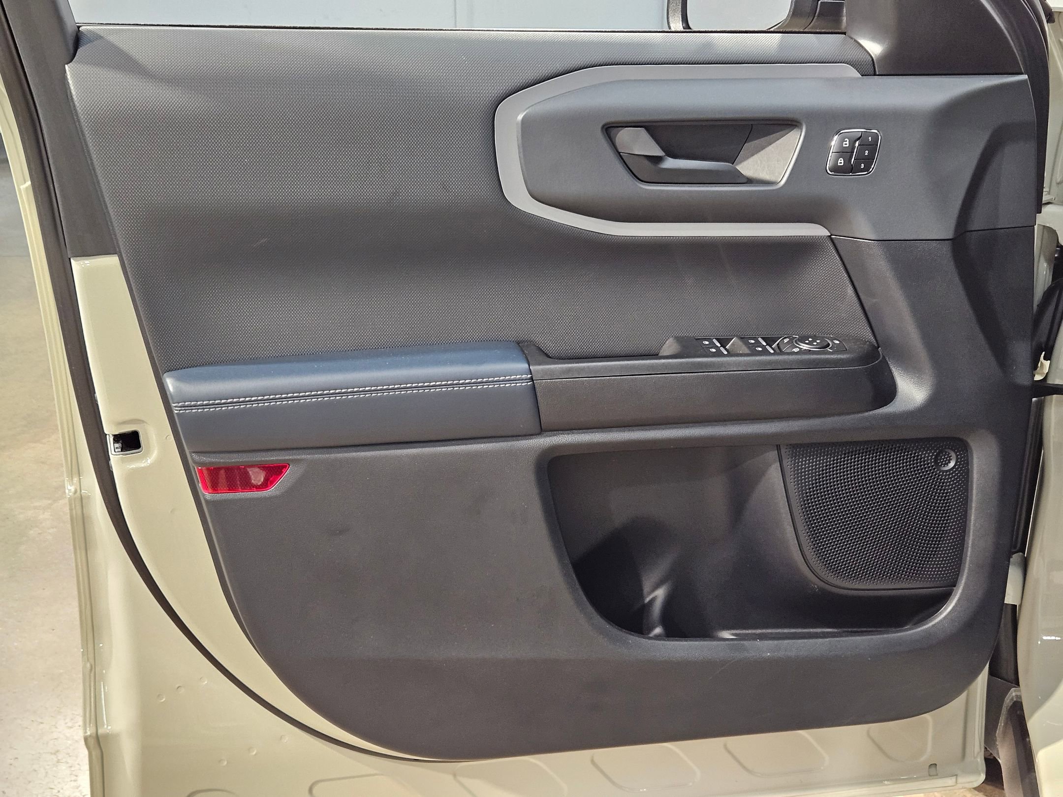 Used 2024 Ford Bronco Sport Outer Banks image 20