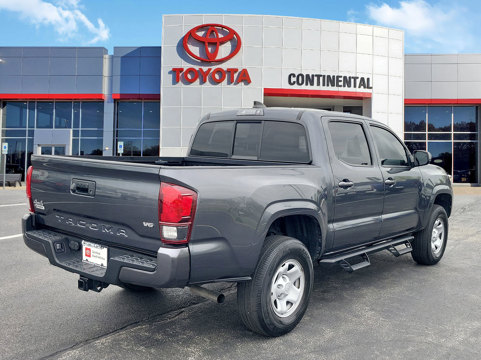 Certified 2023 Toyota Tacoma SR image 5