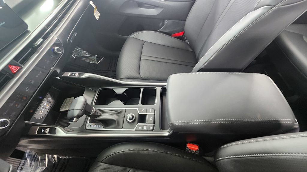 New 2026 Kia Sorento S w/ S Panoramic Sunroof Package FWD image 31