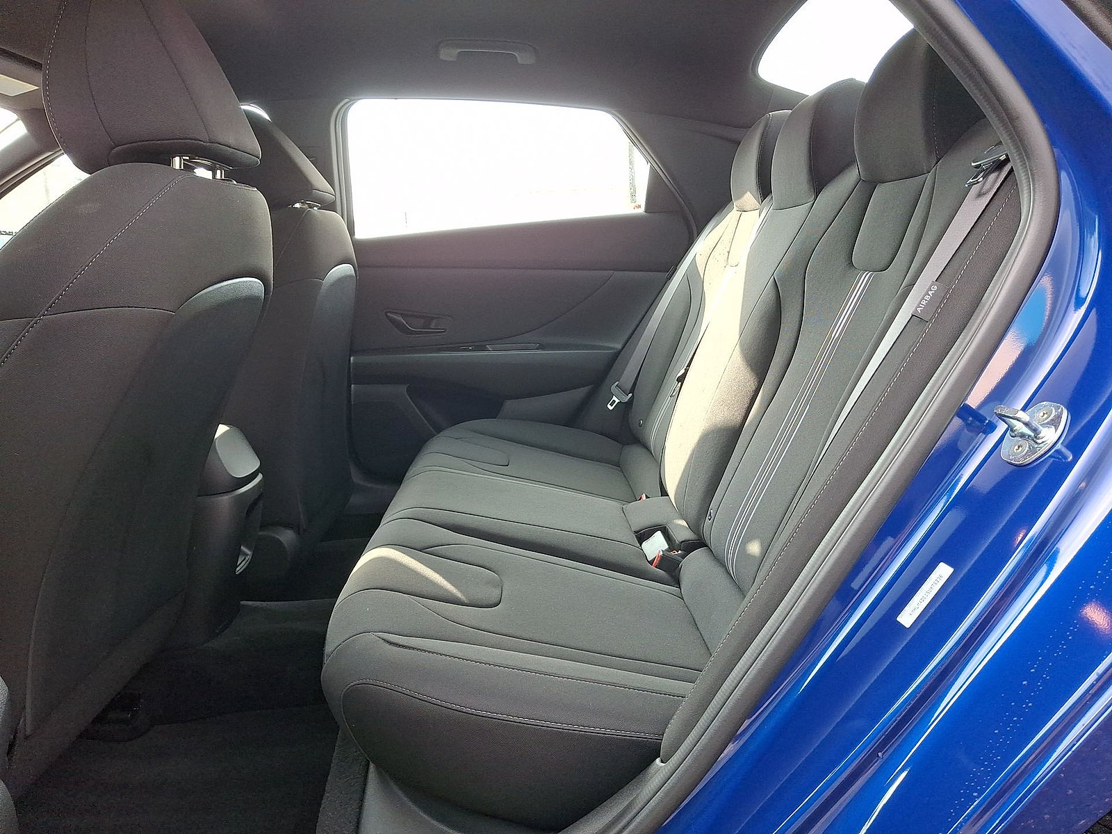 Used 2025 Hyundai Elantra Sport FWD image 25