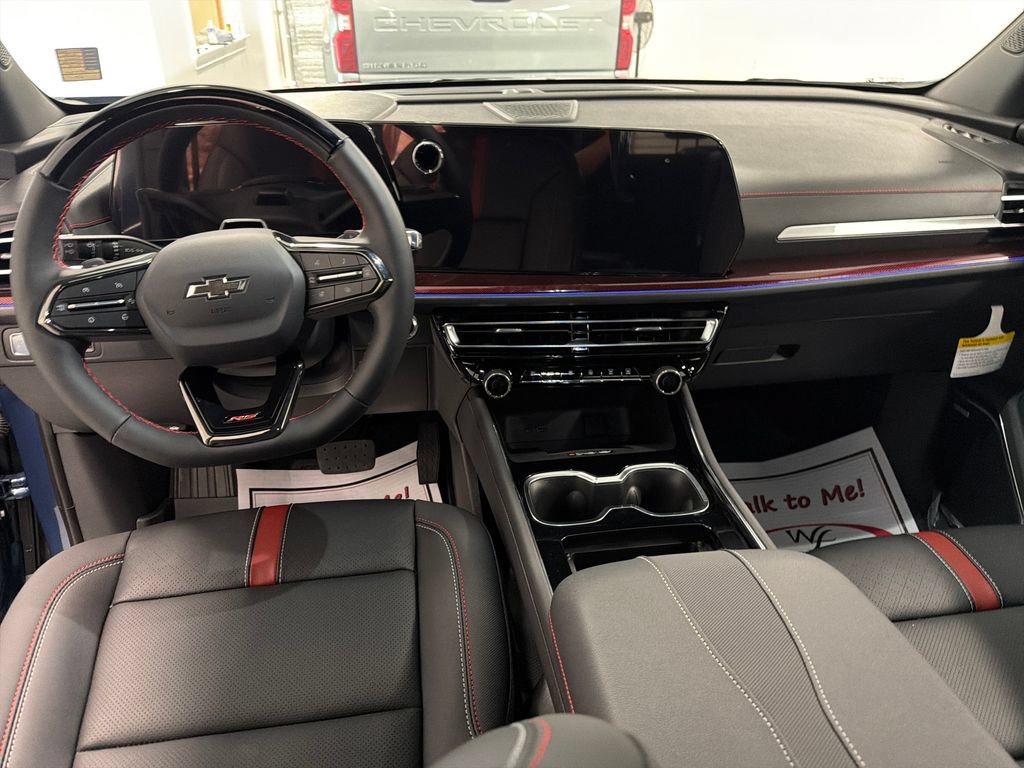 New 2026 Chevrolet Traverse RS w/ LPO, Floor Liner Package FWD image 15