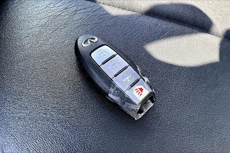 Used 2018 INFINITI Q60 3.0t Luxe image 20