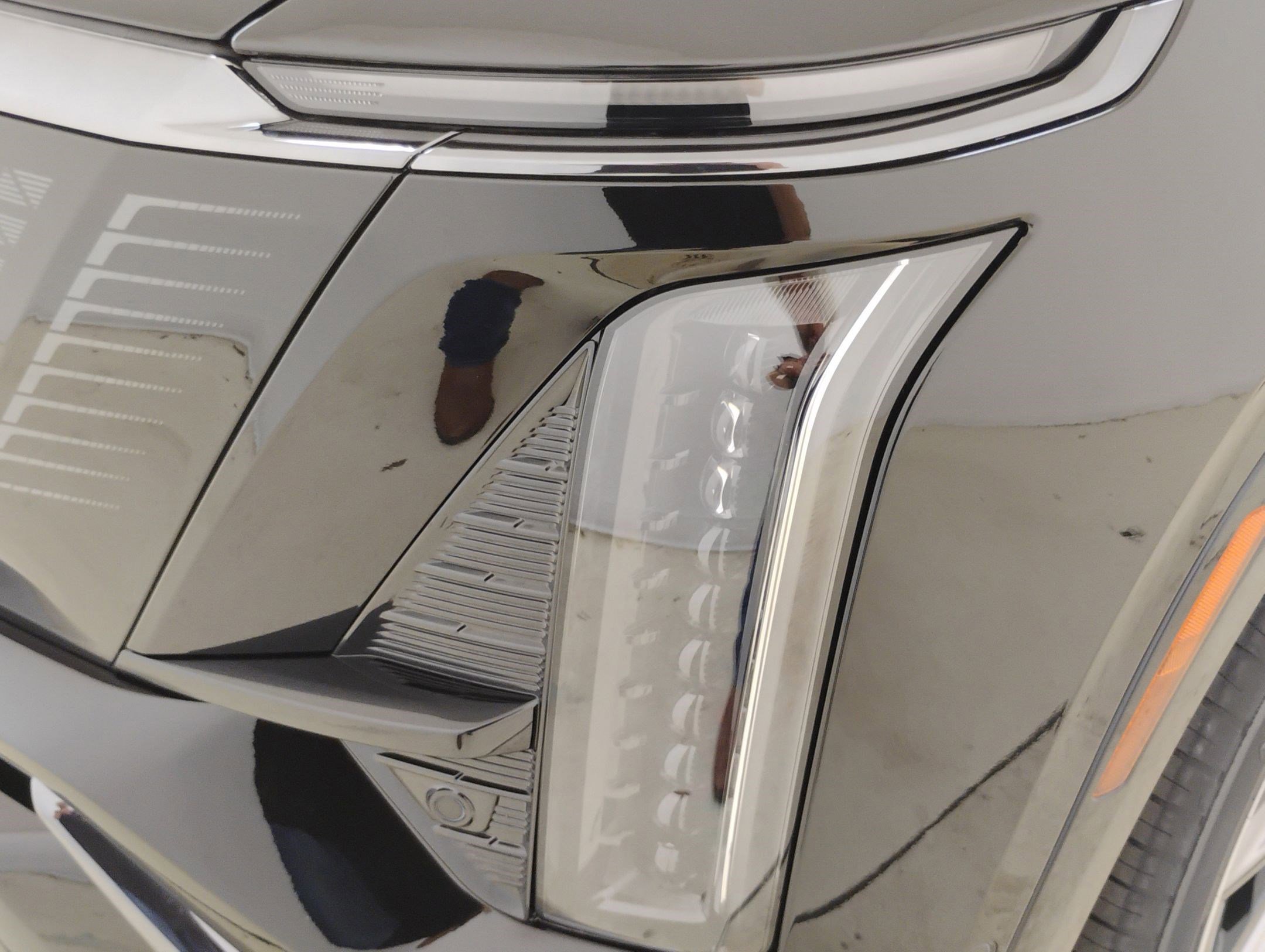 New 2026 Cadillac Vistiq Sport w/ LPO, Floor Liner Package image 15