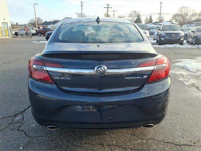 Used 2017 Buick Regal Sport Touring image 6