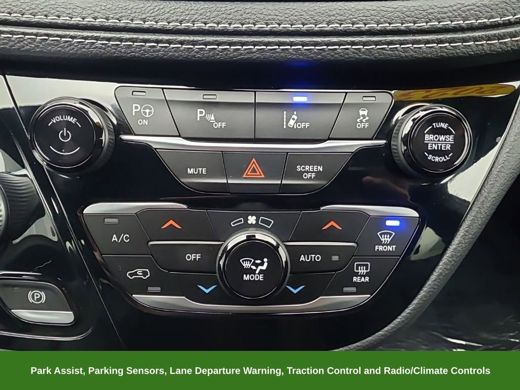 Used 2023 Chrysler Pacifica Touring-L w/ S Appearance Package image 34