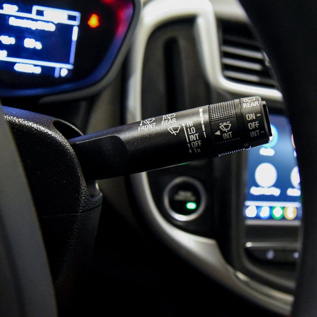 Used 2020 Chevrolet Sonic LT image 19