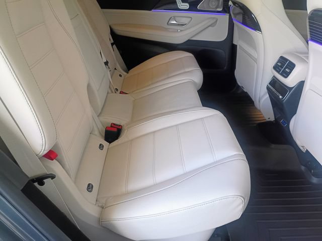Used 2024 Mercedes-Benz GLS 580 4MATIC image 55