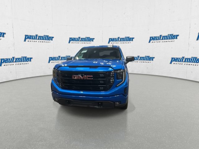 Used 2024 GMC Sierra 1500 Elevation AWD/4WD image 3