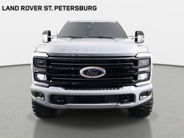 Used 2025 Ford F250 Platinum w/ FX4 Off-Road Package image 2