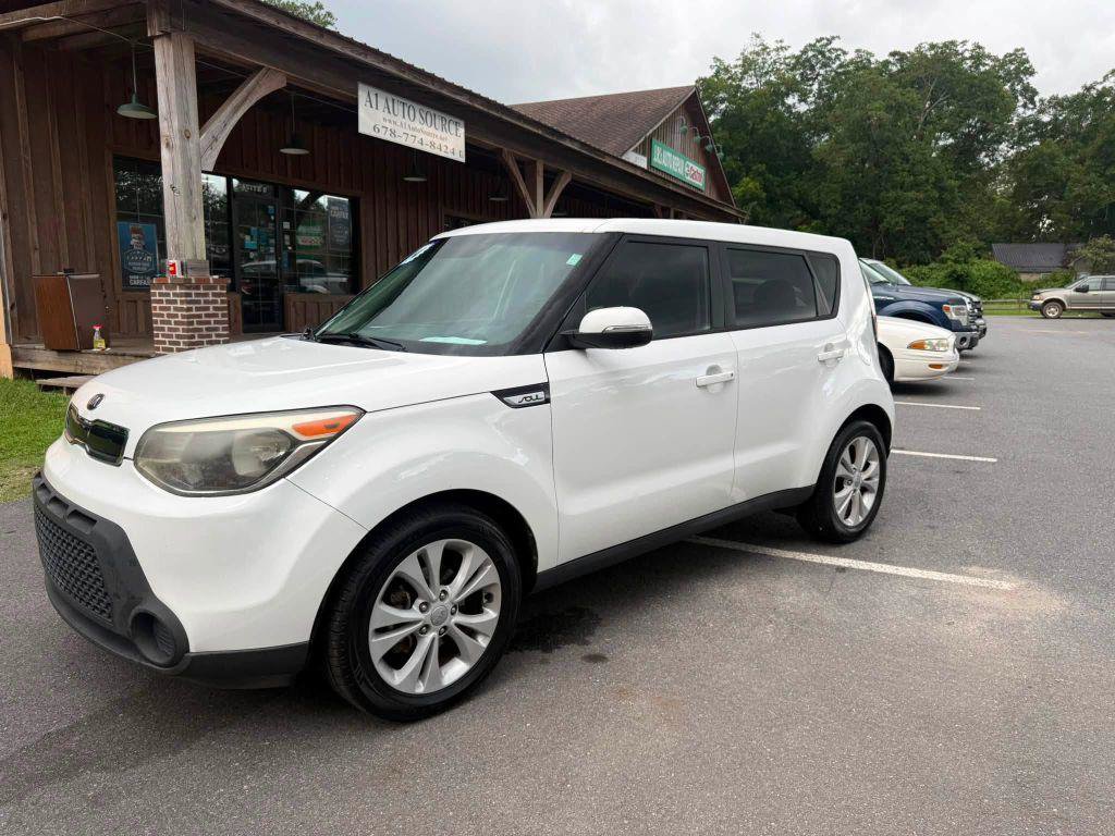 Used 2014 Kia Soul + FWD image 1