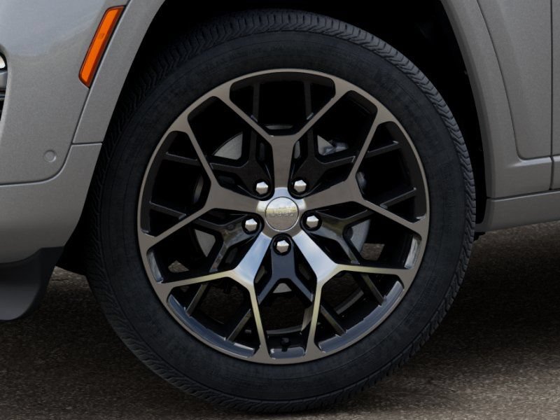 New 2025 Jeep Grand Cherokee Summit AWD/4WD image 8