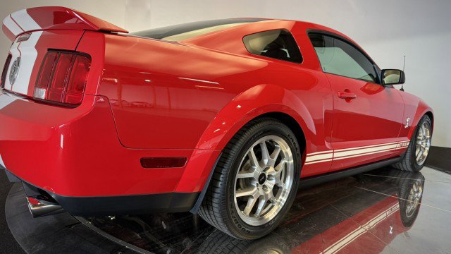 Used 2007 Ford Mustang Shelby GT500 RWD image 29