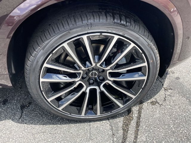 New 2026 Volvo XC90 B6 Plus w/ Protection Package AWD/4WD image 11
