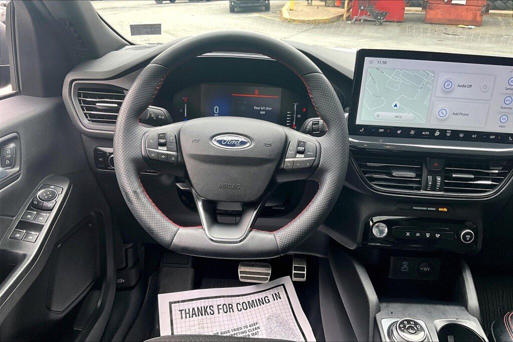 Used 2023 Ford Escape ST-Line w/ Tech Pack #1 AWD/4WD image 7