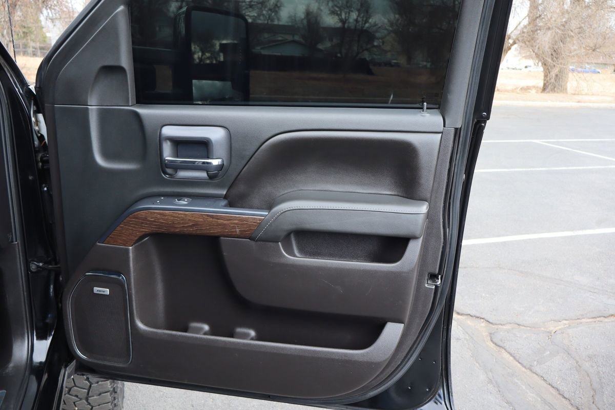 Used 2017 GMC Sierra 2500 Denali w/ Duramax Plus Package image 26