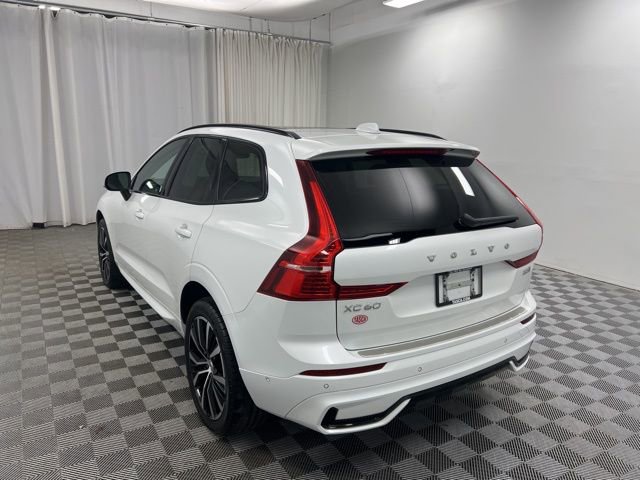 Used 2023 Volvo XC60 B5 Plus w/ Climate Package image 6