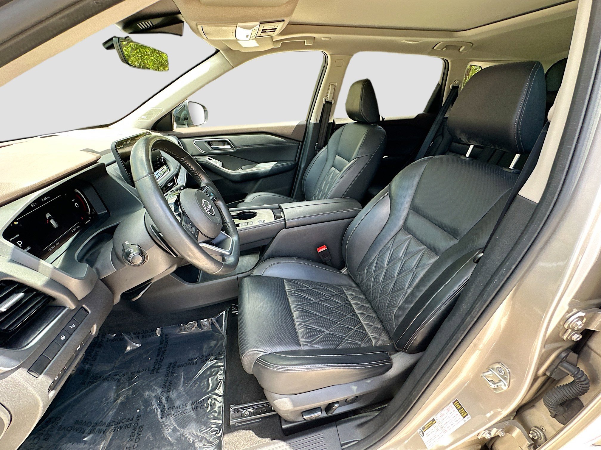 Used 2022 Nissan Rogue Platinum w/ Head-Up Display Package image 21