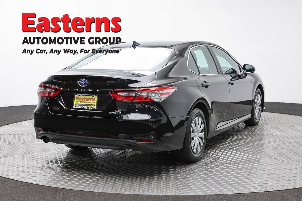 Used 2024 Toyota Camry LE FWD image 5