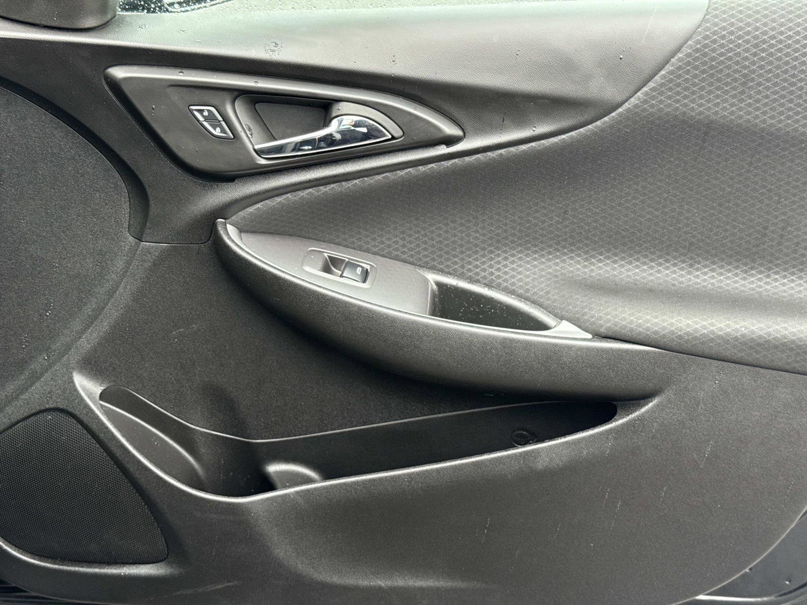 Used 2024 Chevrolet Malibu RS w/ LPO, Floor Liner Package image 18