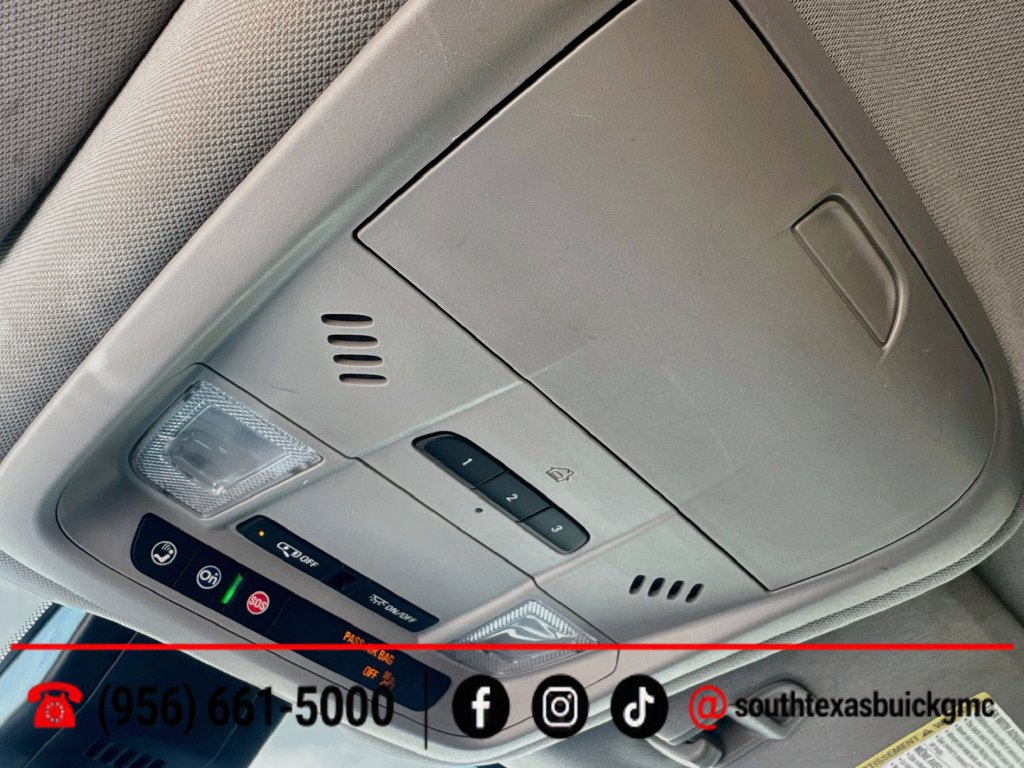 Used 2022 GMC Terrain SLT w/ Infotainment Package II FWD image 19