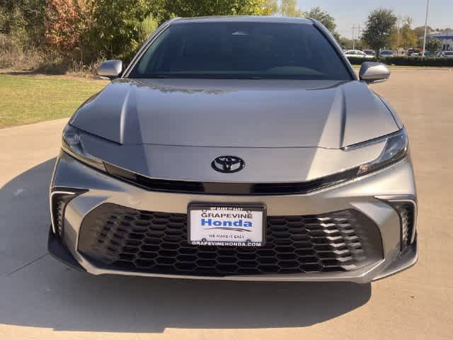 Used 2026 Toyota Camry SE w/ Multimedia Upgrade Package FWD image 7