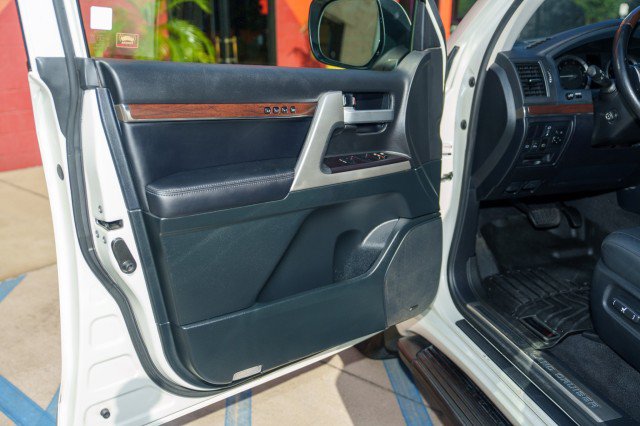 Used 2020 Toyota Land Cruiser AWD/4WD image 12