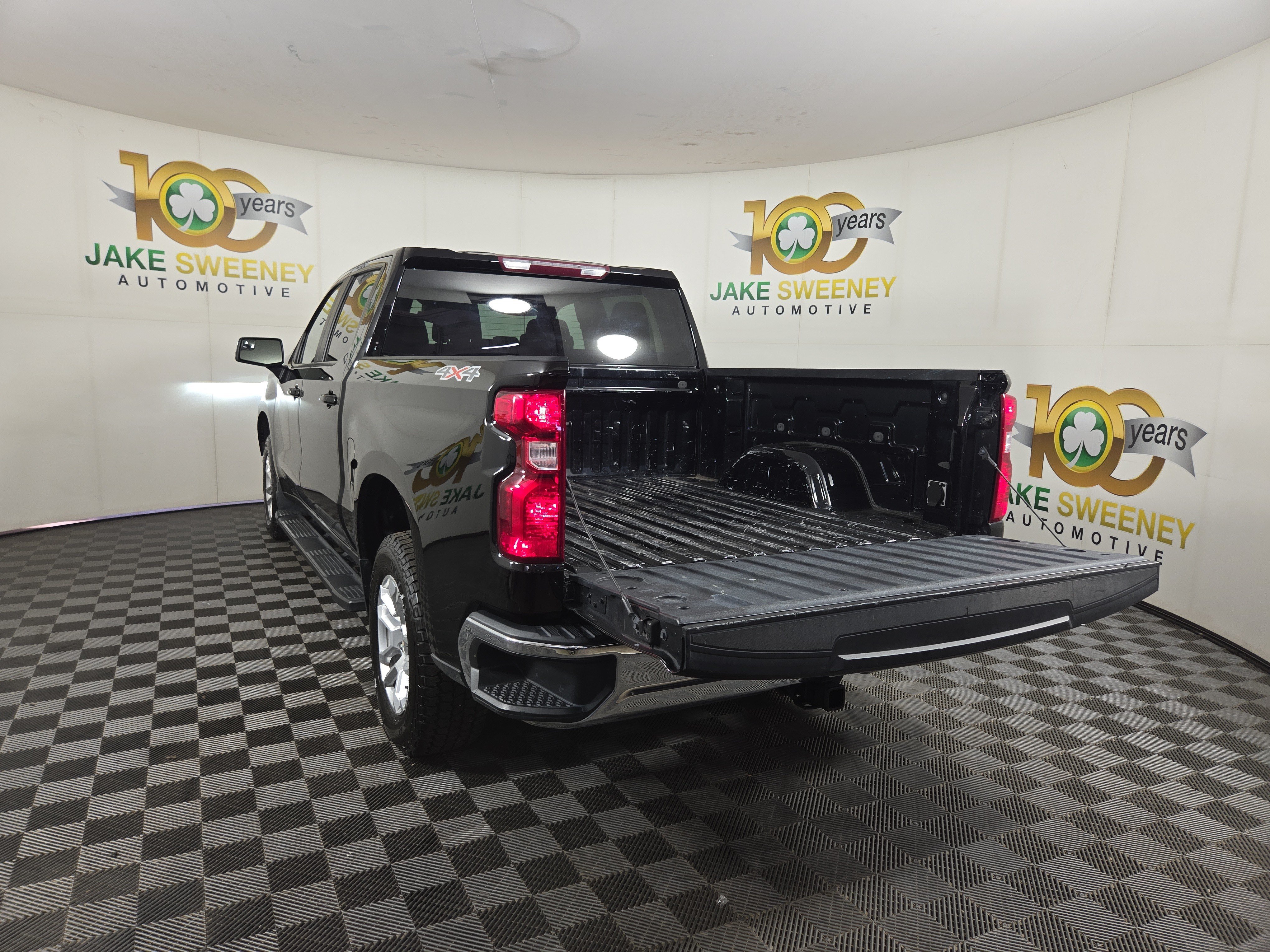 Certified 2023 Chevrolet Silverado 1500 LT AWD/4WD image 32