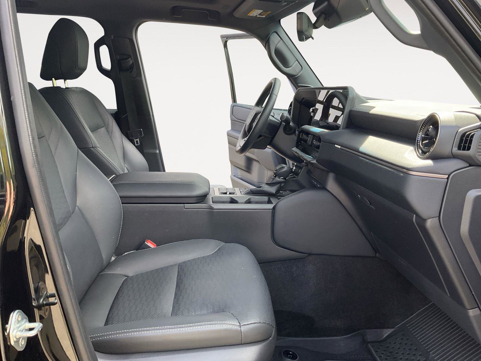 Used 2025 Toyota Land Cruiser w/ Premium Package image 15