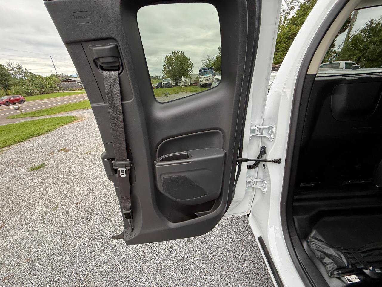 Used 2022 Chevrolet Colorado LT w/ Fleet Safety Package AWD/4WD image 33