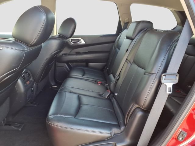 Used 2016 Nissan Pathfinder Platinum FWD image 33