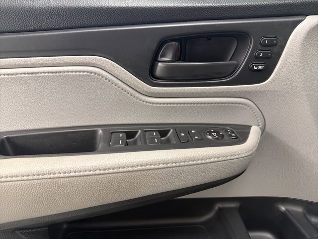 Used 2018 Honda Odyssey EX-L image 23