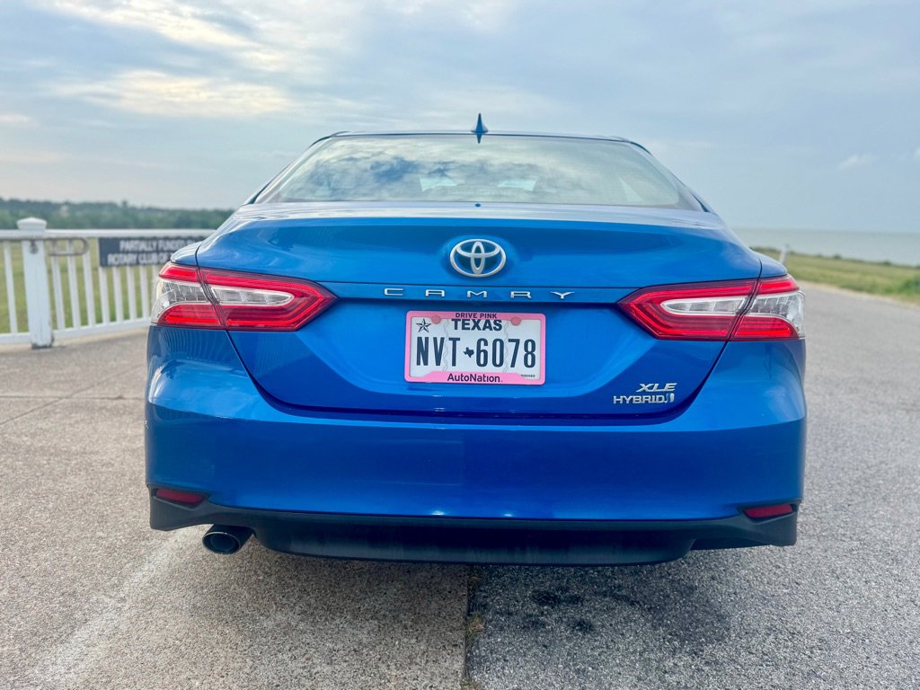 Used 2019 Toyota Camry XLE image 6