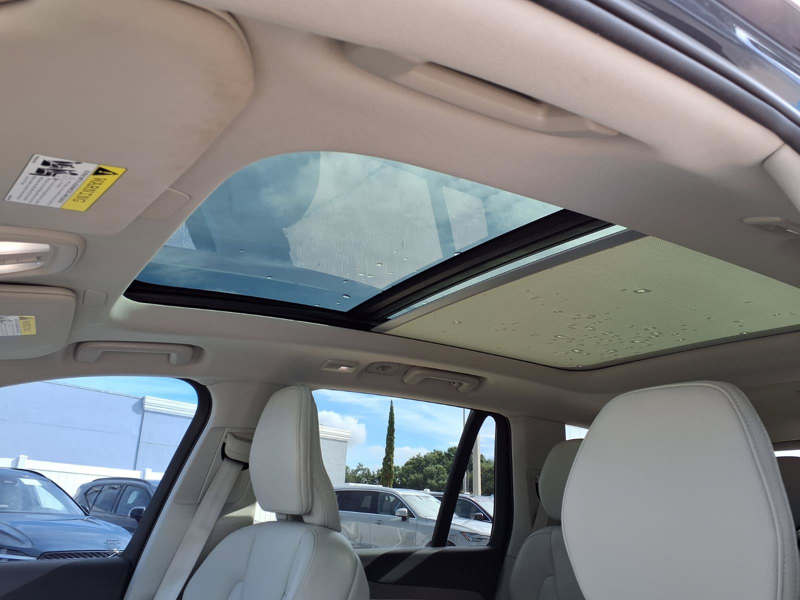 Certified 2023 Volvo XC90 B6 Plus AWD/4WD image 23
