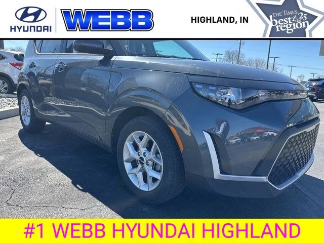Used 2024 Kia Soul LX w/ Option Group 015 FWD image 16