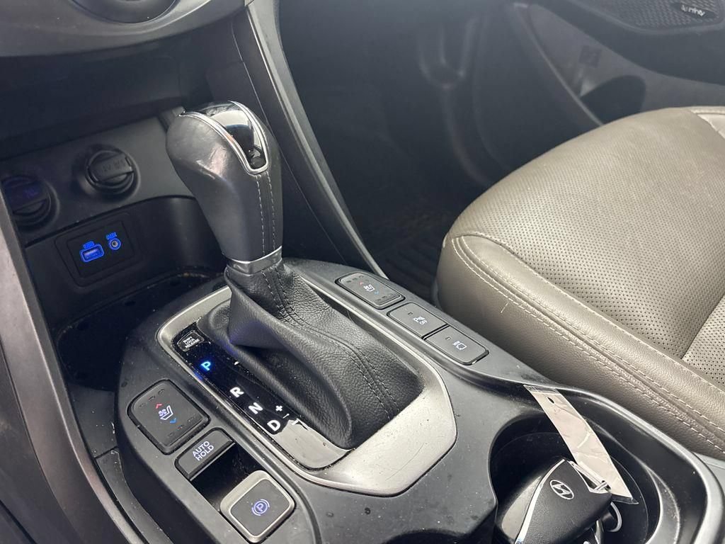 Used 2019 Hyundai Santa Fe XL FWD image 35