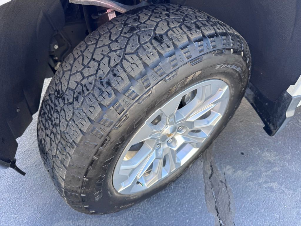 Used 2024 Chevrolet Silverado 1500 LTZ image 13