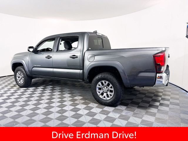 Certified 2018 Toyota Tacoma SR5 RWD image 20