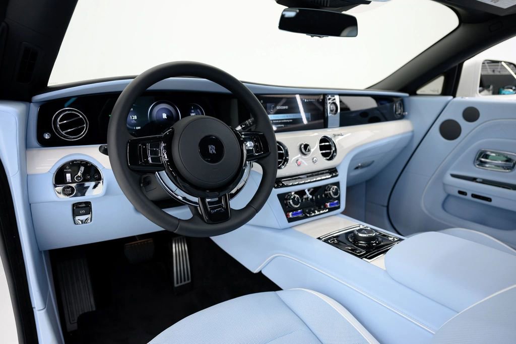 Used 2025 Rolls-Royce Spectre AWD/4WD image 34
