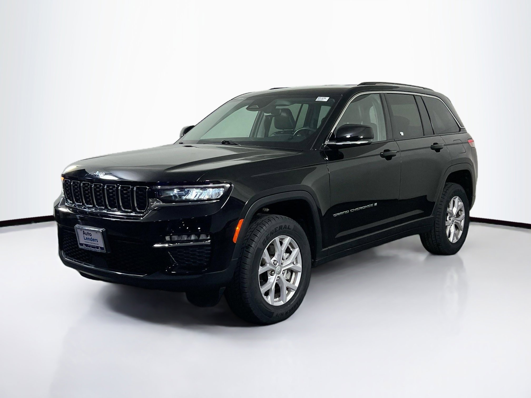 Used 2022 Jeep Grand Cherokee Limited image 1