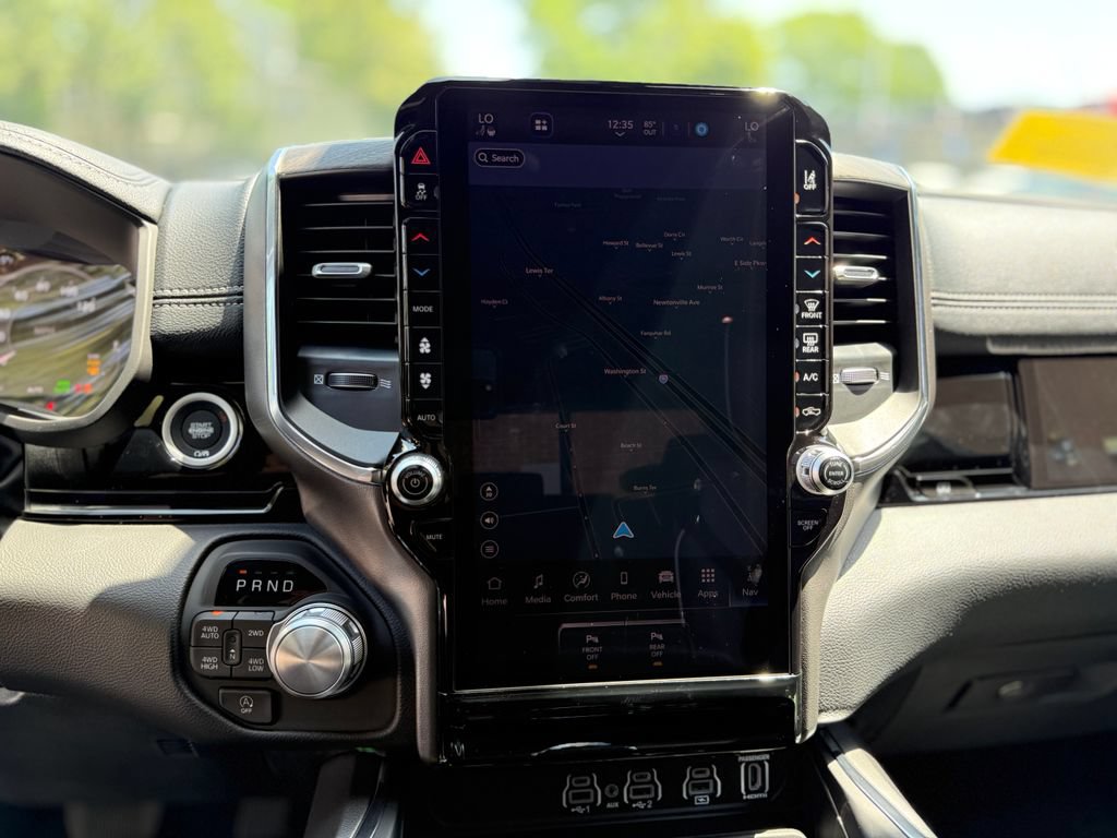 New 2026 RAM 1500 Laramie w/ Night Edition AWD/4WD image 19