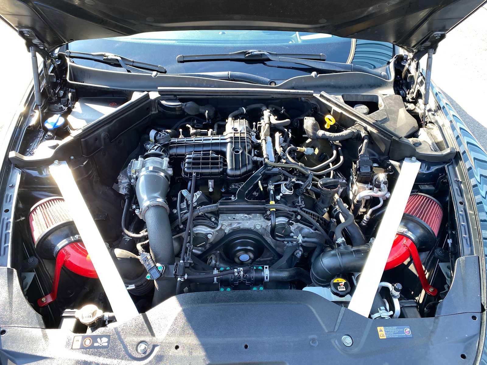 Used 2019 Kia Stinger GT2 AWD/4WD image 6