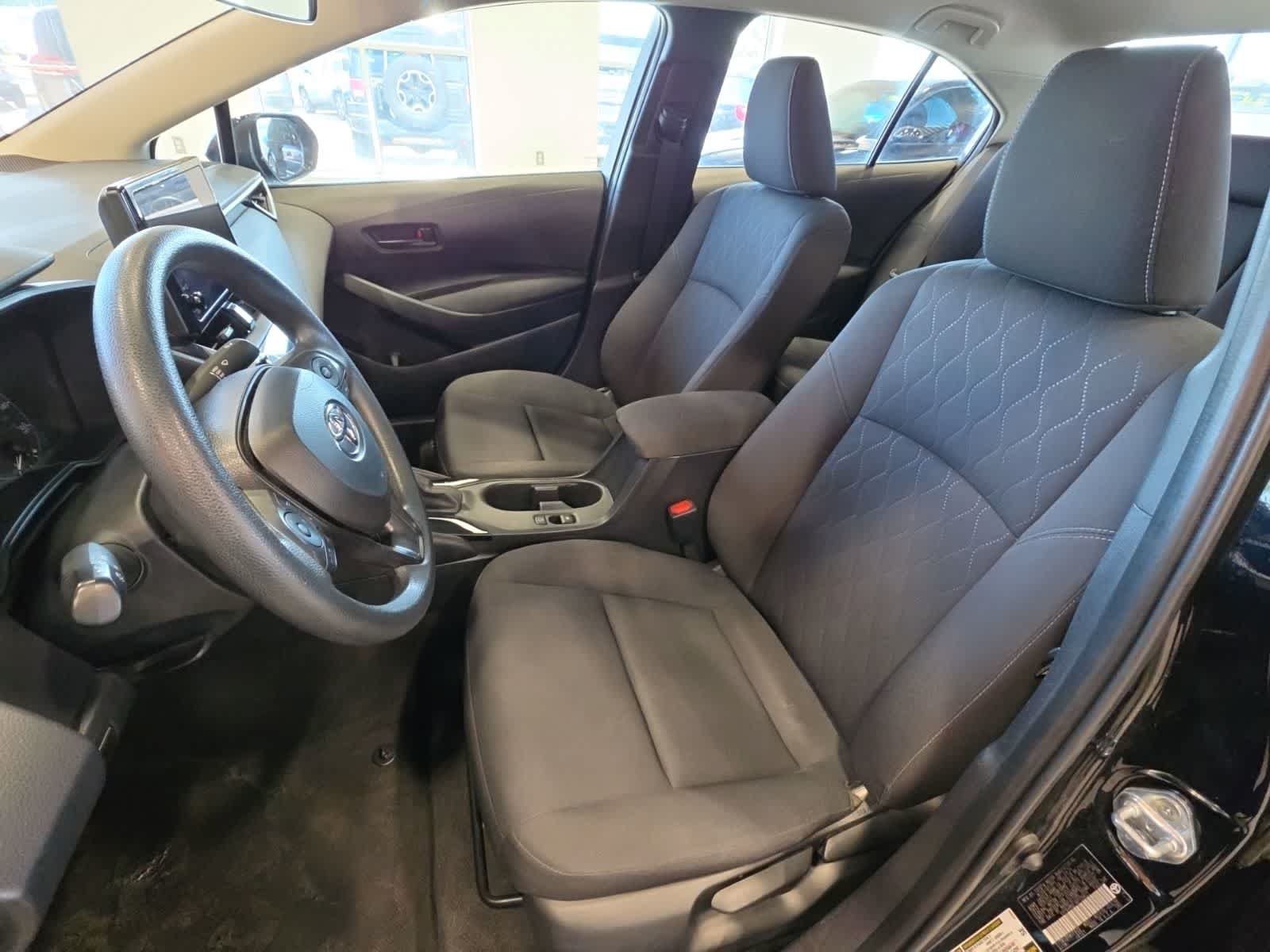Used 2024 Toyota Corolla LE FWD image 14