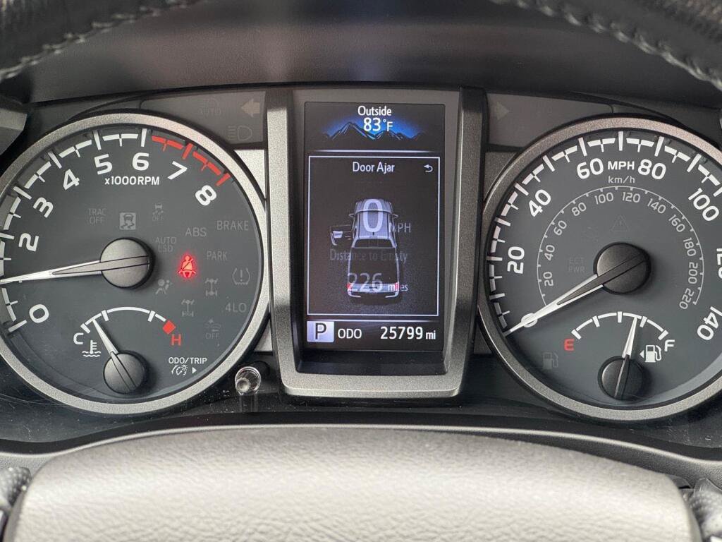 Certified 2022 Toyota Tacoma TRD Sport AWD/4WD image 9