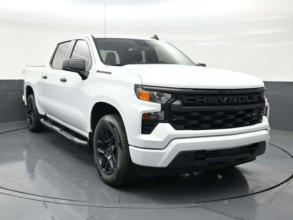 Used 2024 Chevrolet Silverado 1500 Custom w/ Turbomax Blackout Package RWD image 7