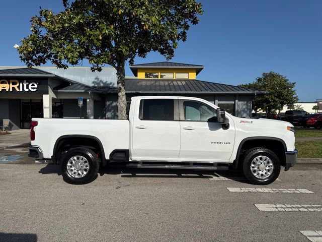 Used 2023 Chevrolet Silverado 2500 LT w/ Convenience Package image 8