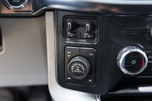 Used 2023 Ford F150 Limited image 27