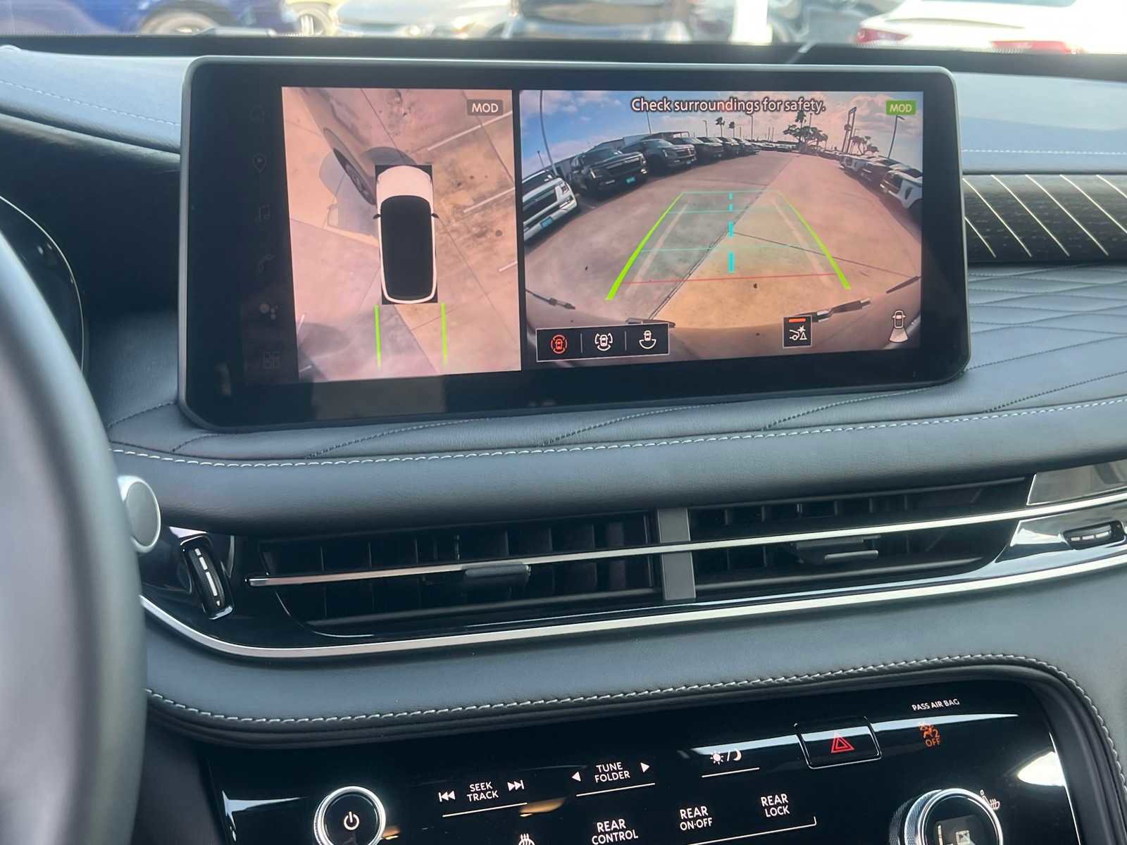 New 2026 INFINITI QX60 Autograph w/ Dark Cargo Package image 23