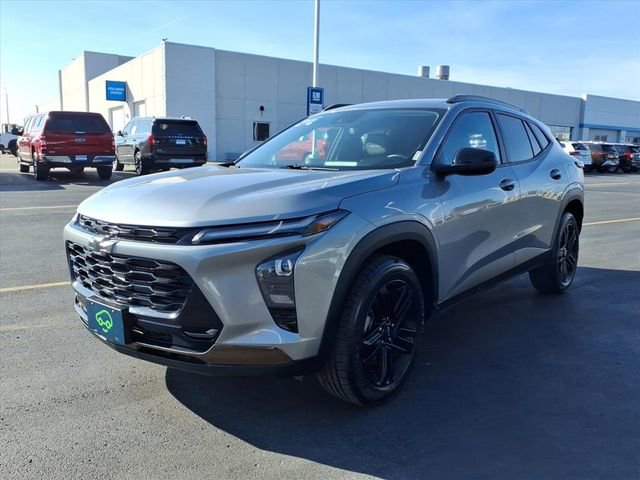 Certified 2025 Chevrolet Trax ACTIV image 3